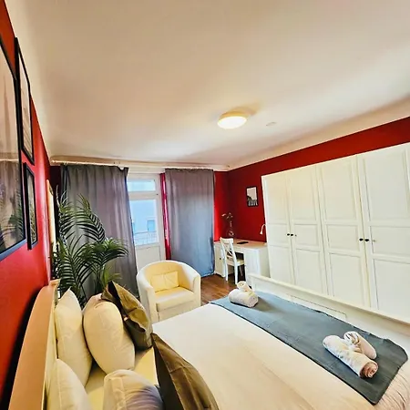 Cozy One Bedroom Retreat In Luxembourg-limp17a Apartment